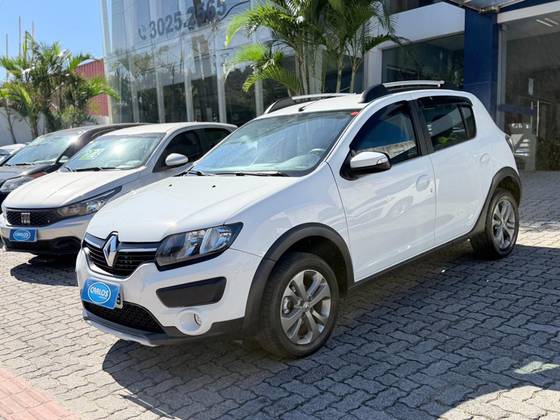 RENAULT SANDERO 1.6 STEPWAY 8V FLEX 4P AUTOMATIZADO